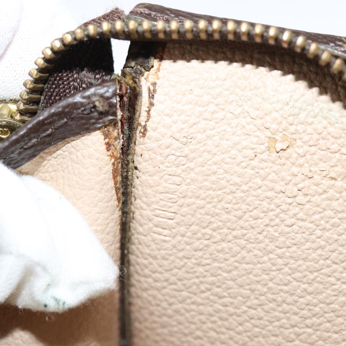 LOUIS VUITTON Monogram Poche Toilette 15 Pouch M47546 LV 75253
