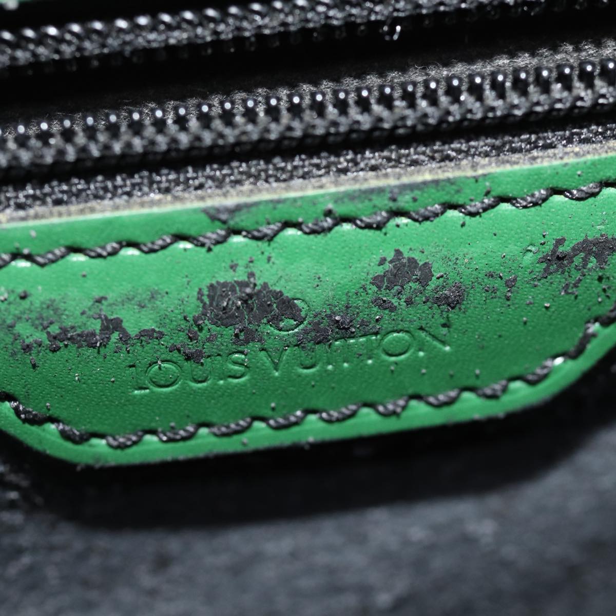 LOUIS VUITTON Epi Sac Plat Hand Bag Green M59084 LV 75274