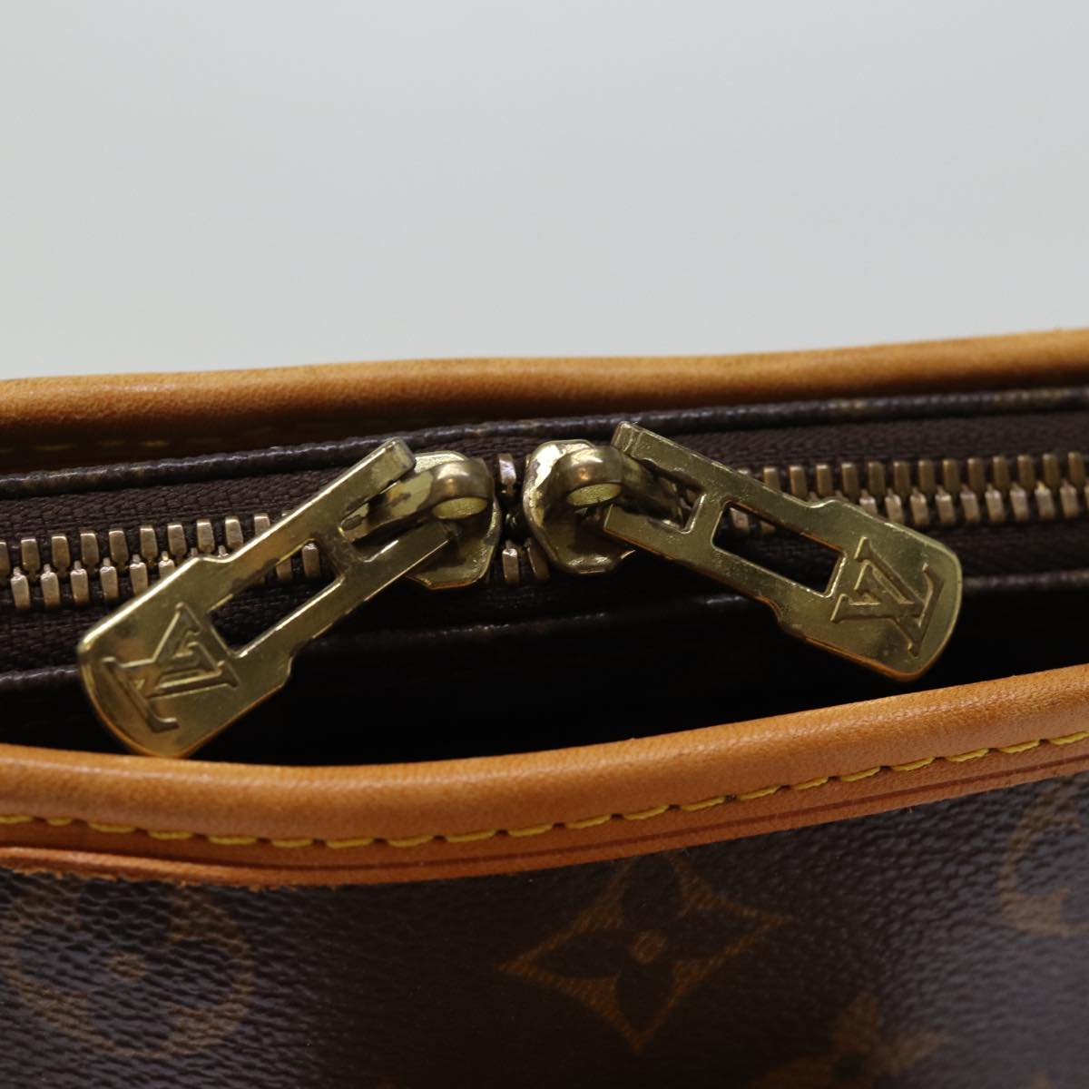 LOUIS VUITTON Monogram Rivoli Hand Bag M53380 LV 75297