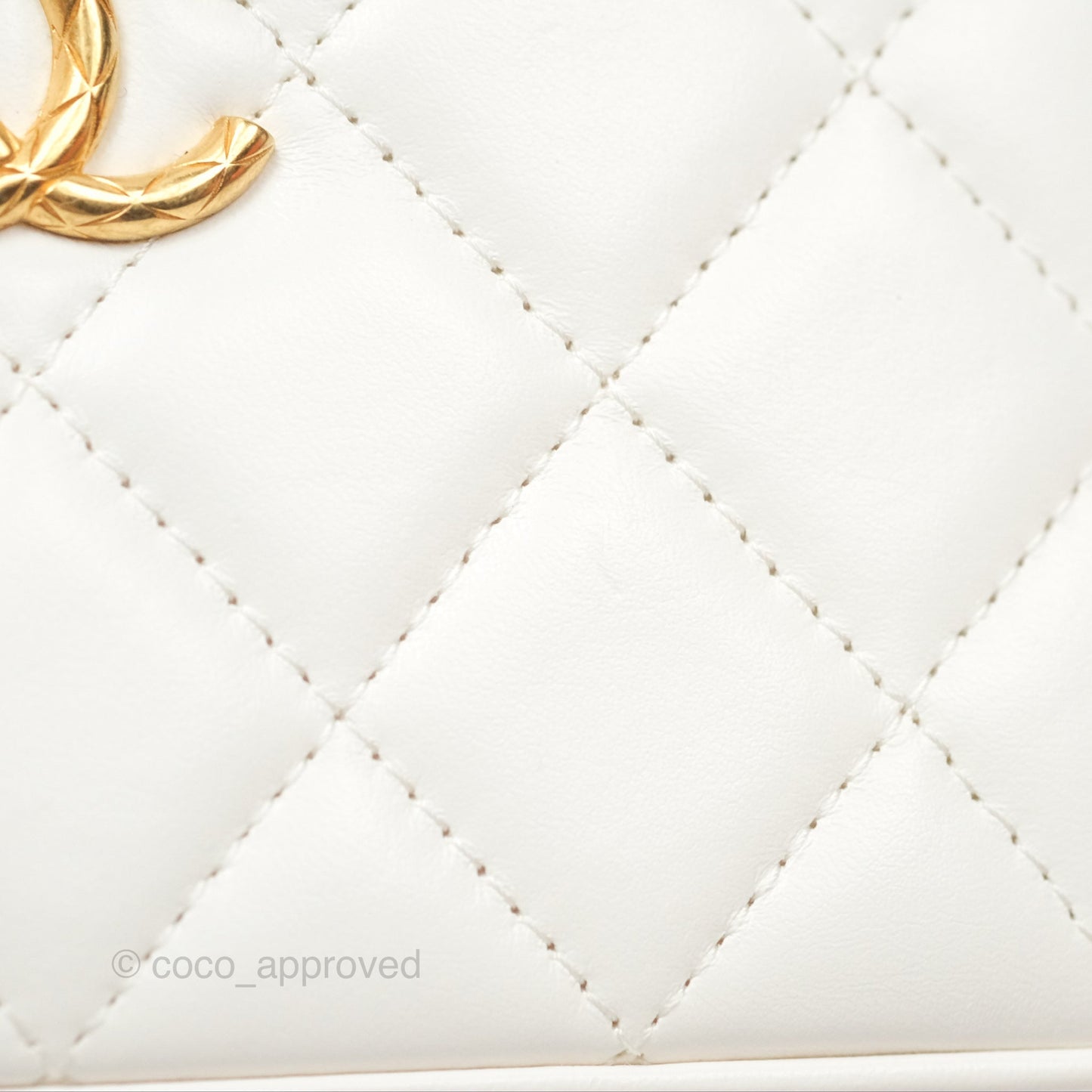 Chanel All Slide Vanity with Adjustable Chain White Lambskin Aged Gold Hardware