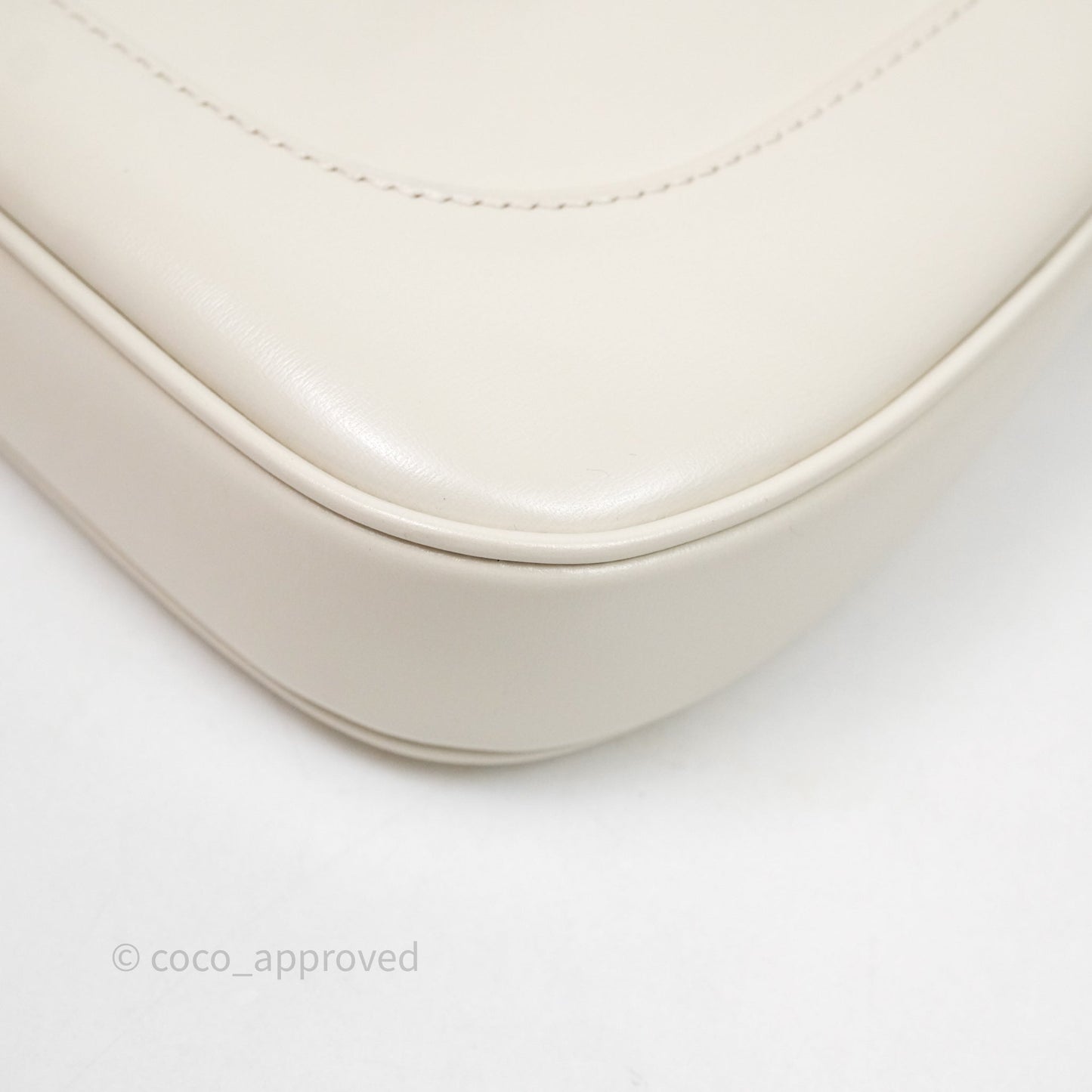 Gucci Jackie 1961 White Small Shoulder Bag Gold Hardware