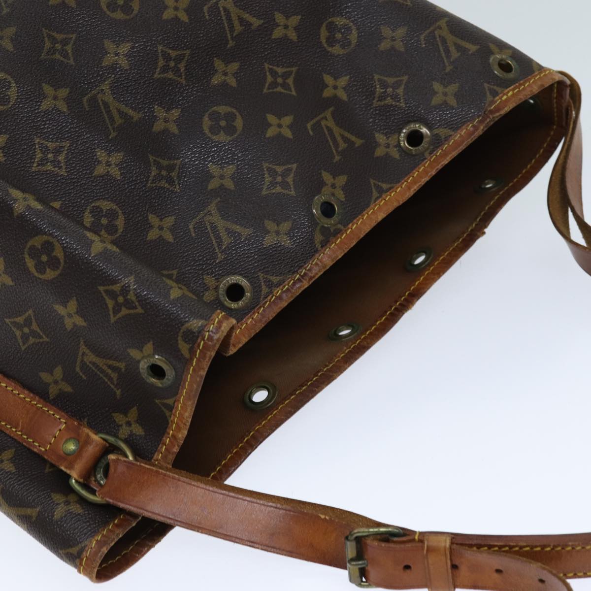 LOUIS VUITTON Monogram Noe Shoulder Bag M42224 LV 75416