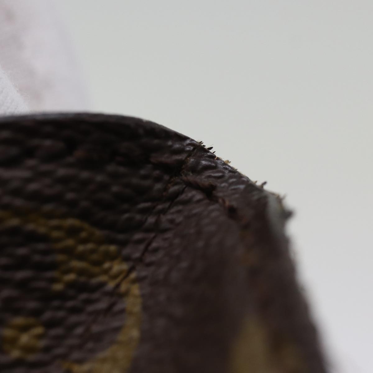 LOUIS VUITTON Monogram Saint Cloud MM Shoulder Bag Vintage M51243 LV 75473