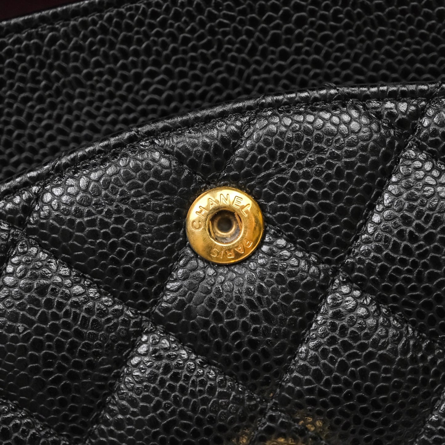 Chanel Classic M/L Medium Flap Quilted Black Caviar Gold Hardware