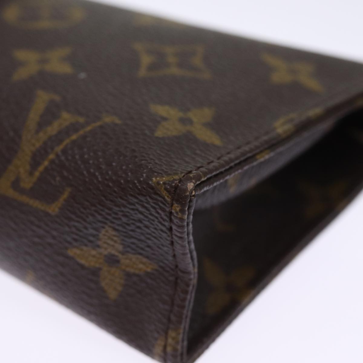 LOUIS VUITTON Monogram Poche Toilette 15 Pouch M47546 LV 75510