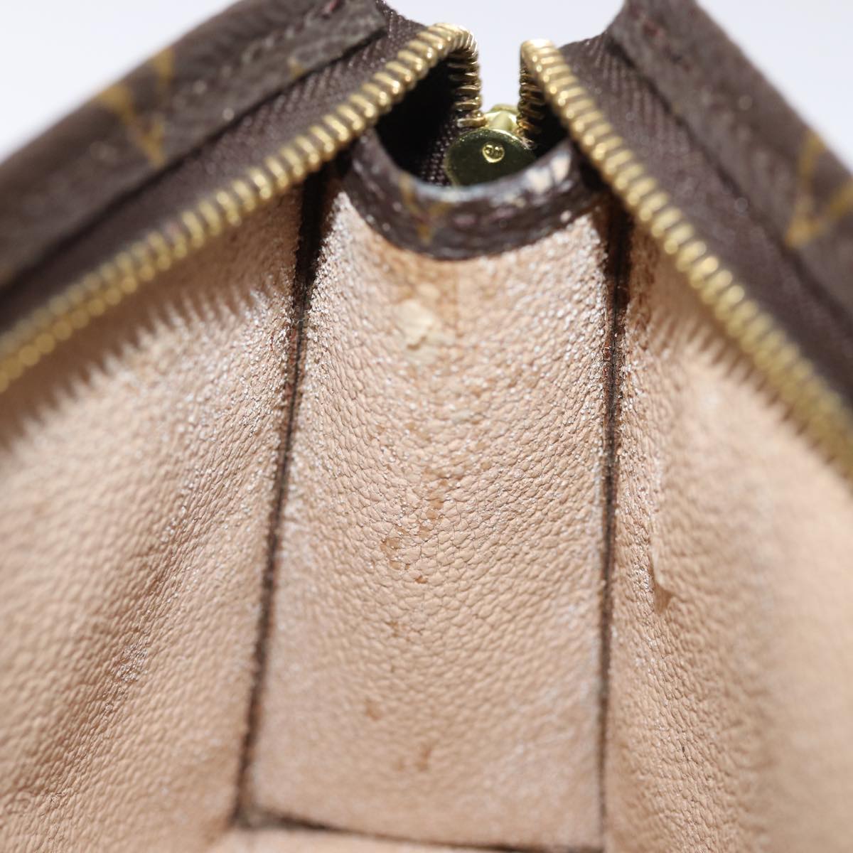 LOUIS VUITTON Monogram Poche Toilette 15 Pouch M47546 LV 75511