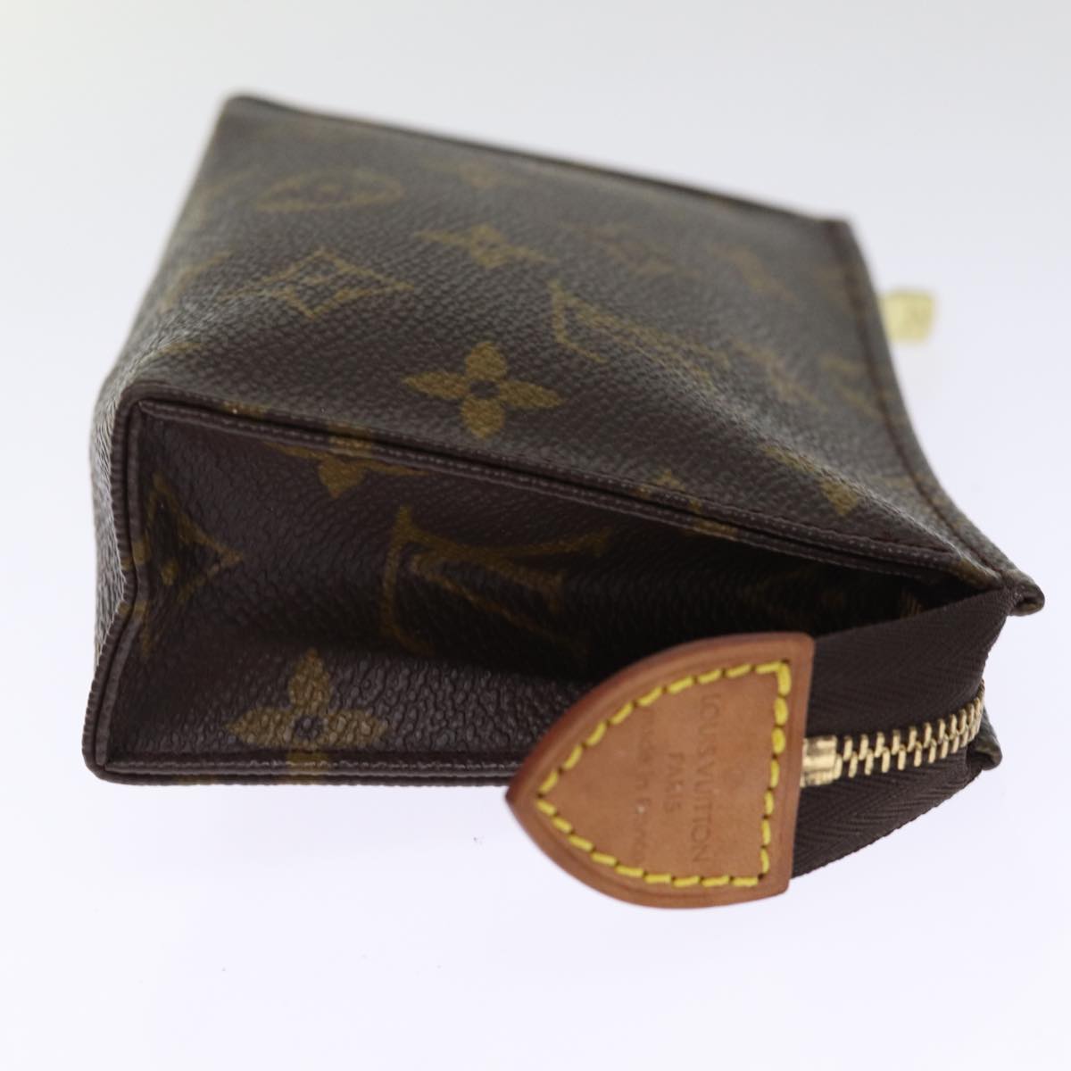 LOUIS VUITTON Monogram Poche Toilette 15 Pouch M47546 LV 75511
