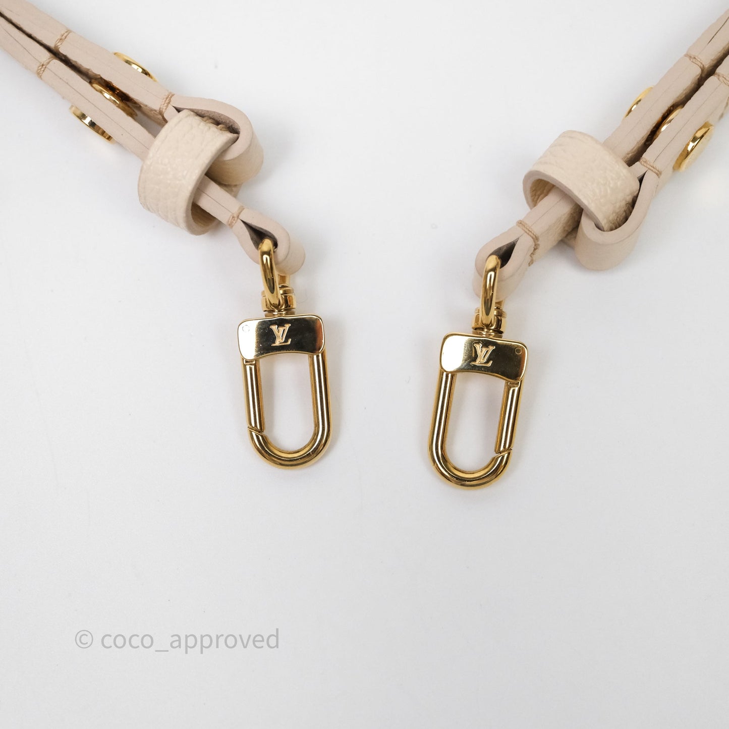 Louis Vuitton Easy Pouch On Strap Crème Monogram Empreinte Leather