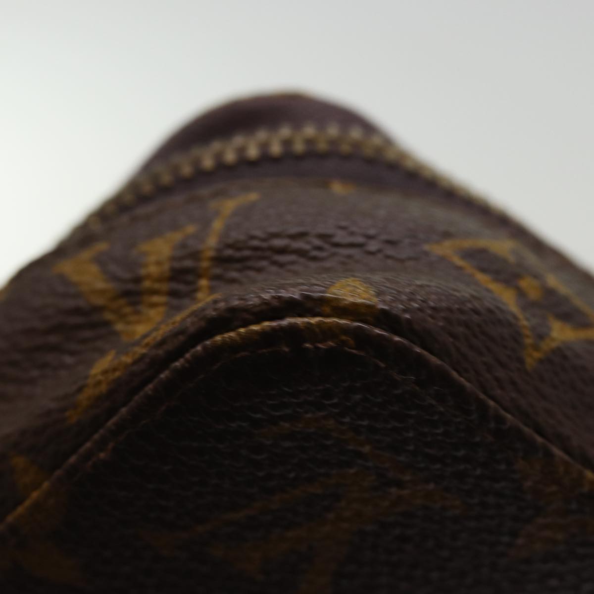LOUIS VUITTON Monogram Poche Monte Carlo Jewelry Box M47352 LV 75681