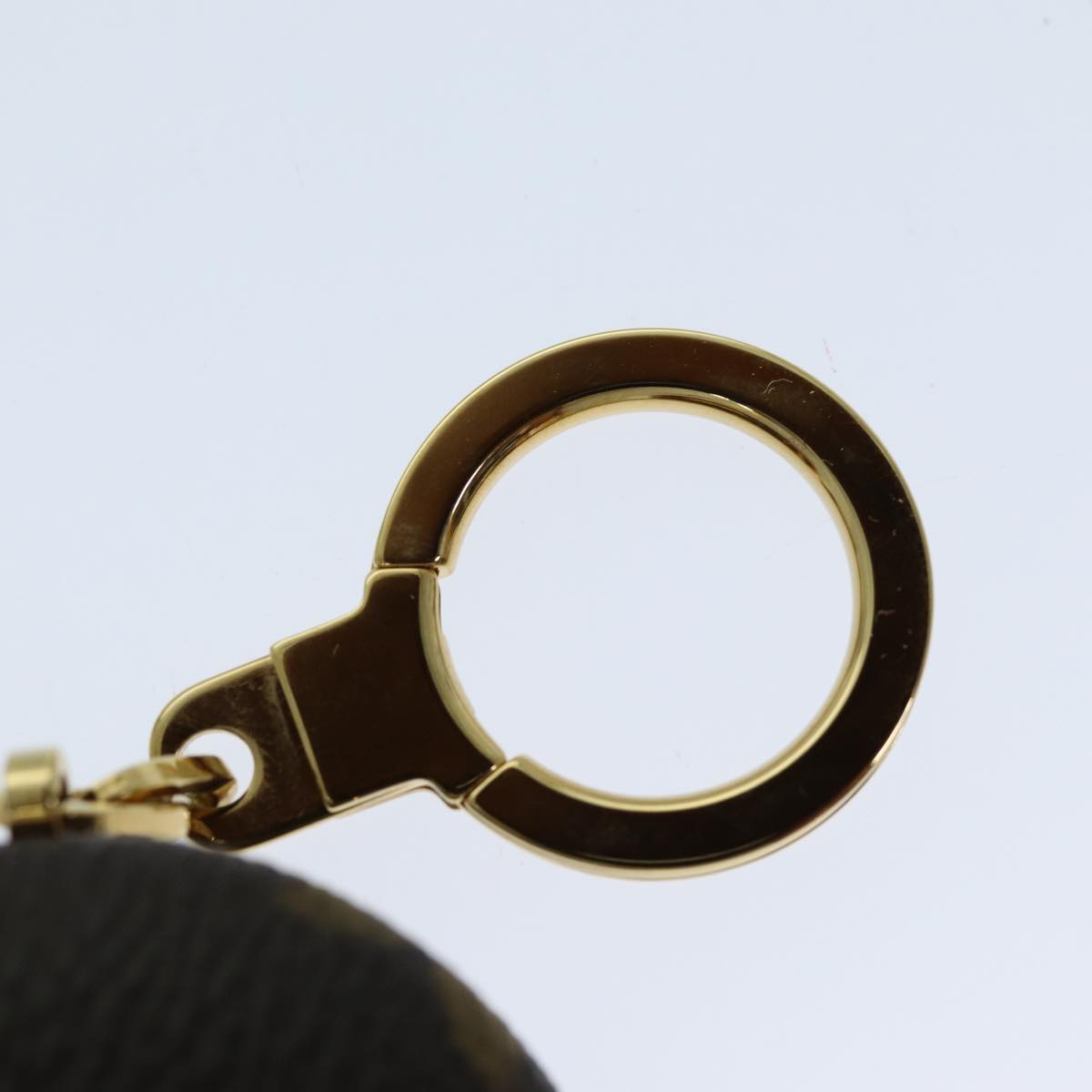LOUIS VUITTON Monogram Multicolor Canvas Astropill Key Holder M51912 75685