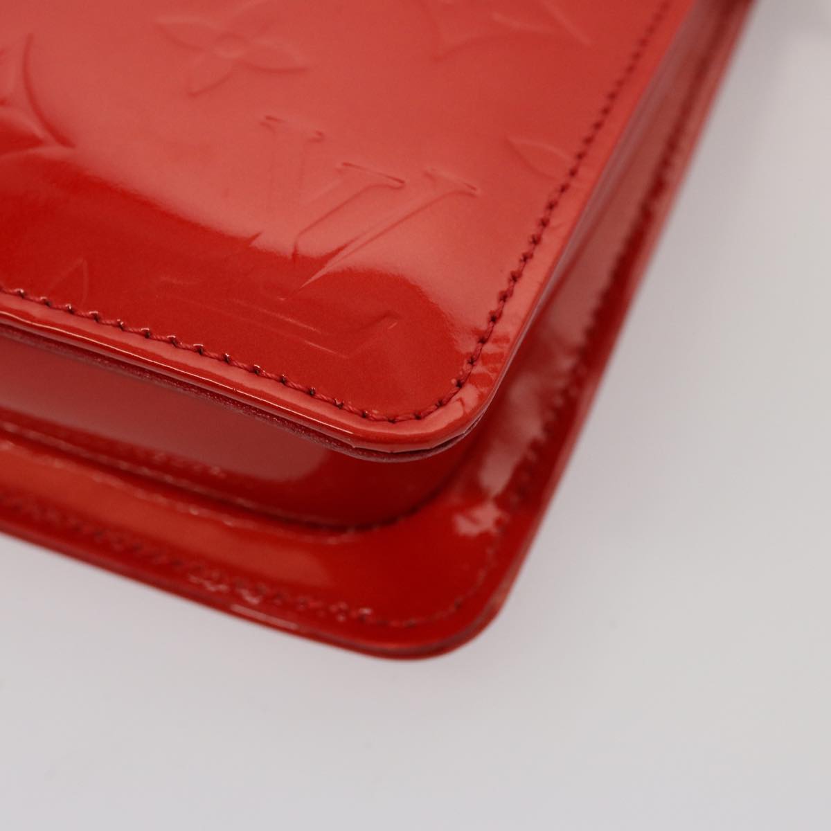 LOUIS VUITTON Monogram Vernis Lexington Accessory Pouch Rouge M91132 75703