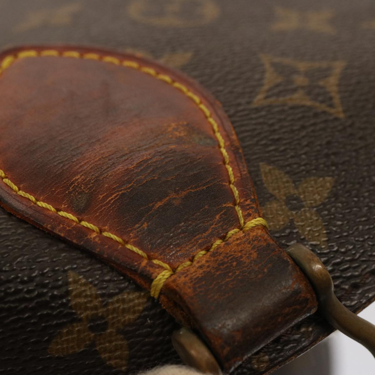 LOUIS VUITTON Monogram Saint Cloud GM Shoulder Bag M51242 LV 75721