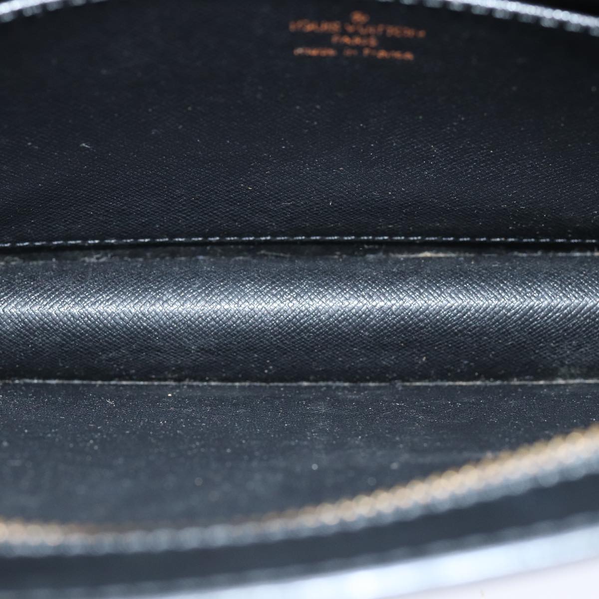 LOUIS VUITTON Epi Pochette Homme Clutch Bag Black Noir M52522 LV 75730
