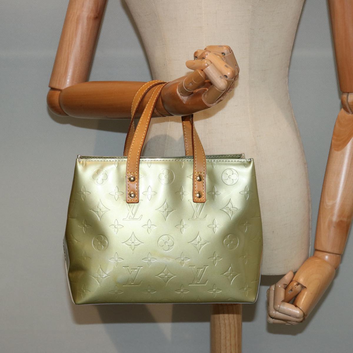 LOUIS VUITTON Monogram Vernis Reade PM Hand Bag Gris M91145 LV 75738