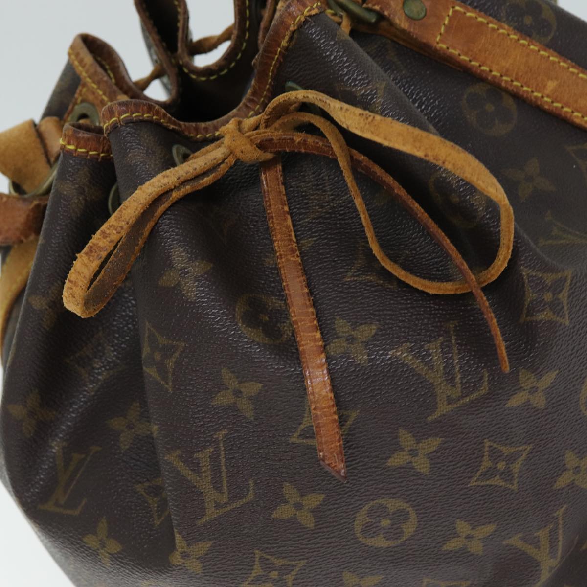 LOUIS VUITTON Monogram Petit Noe Shoulder Bag M42226 LV 75782