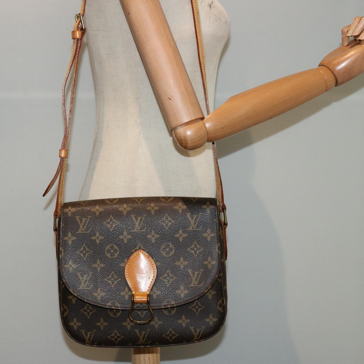 LOUIS VUITTON Monogram Saint Cloud GM Shoulder Bag M51242 LV 75865