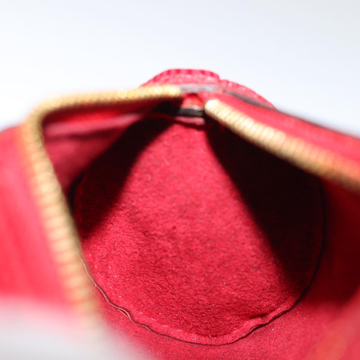 LOUIS VUITTON Epi Soufflot Pouch Accessory Pouch Red LV 75877
