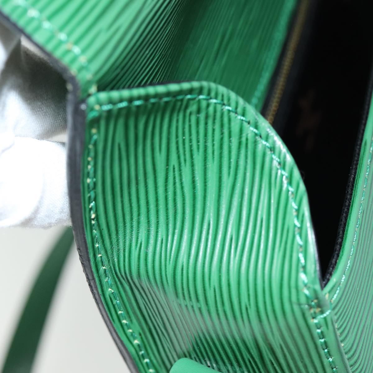 LOUIS VUITTON Epi Saint Cloud GM Shoulder Bag Green M52194 LV 75878