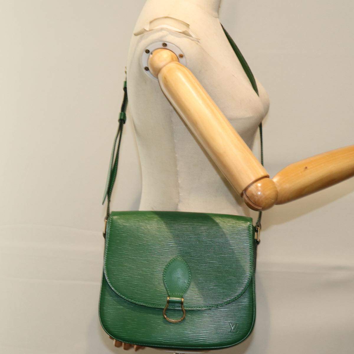 LOUIS VUITTON Epi Saint Cloud GM Shoulder Bag Green M52194 LV 75878