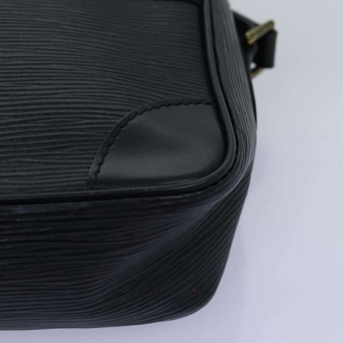 LOUIS VUITTON Epi Trocadero 23 Shoulder Bag Black M52302 LV 75879