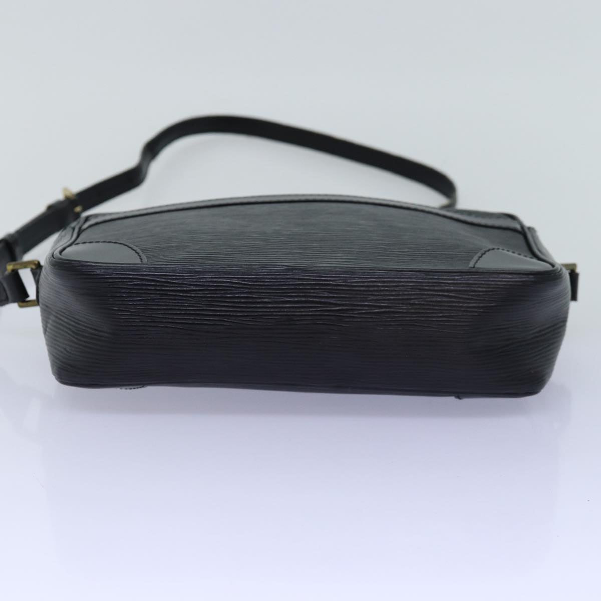 LOUIS VUITTON Epi Trocadero 23 Shoulder Bag Black M52302 LV 75879