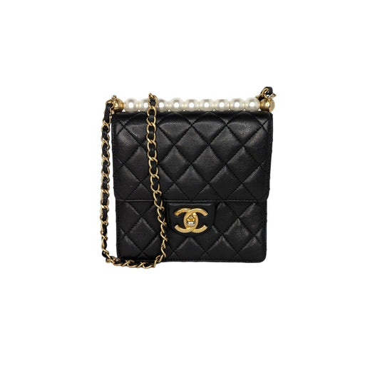 Luxury Chanel bag Small Goatskin Quilted Chic Pearls Crossbody Flap
