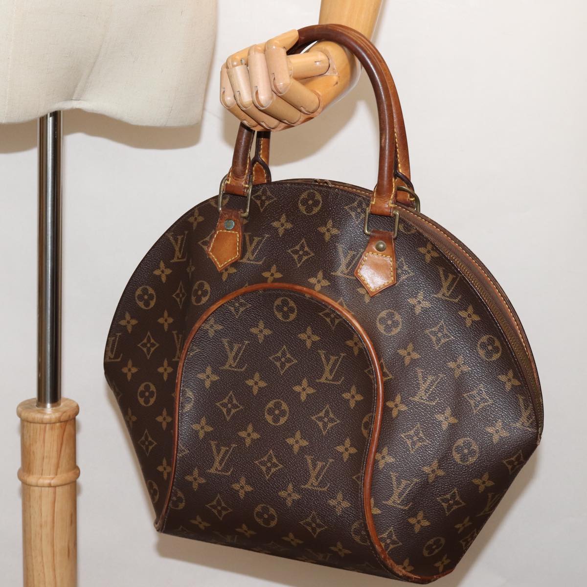 LOUIS VUITTON Monogram Ellipse MM Hand Bag M51126 LV 75921