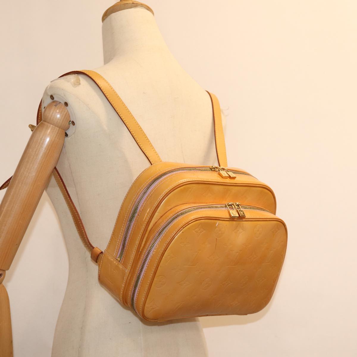 LOUIS VUITTON Monogram Vernis Marley Backpack Marshmallow Pink M91039 75935