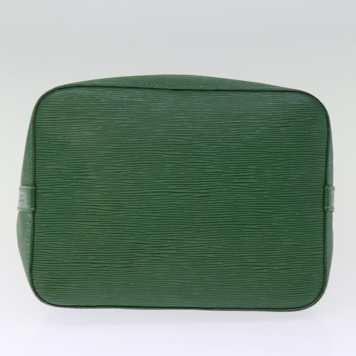 LOUIS VUITTON Epi Petit Noe Shoulder Bag Green M44104 LV 75947