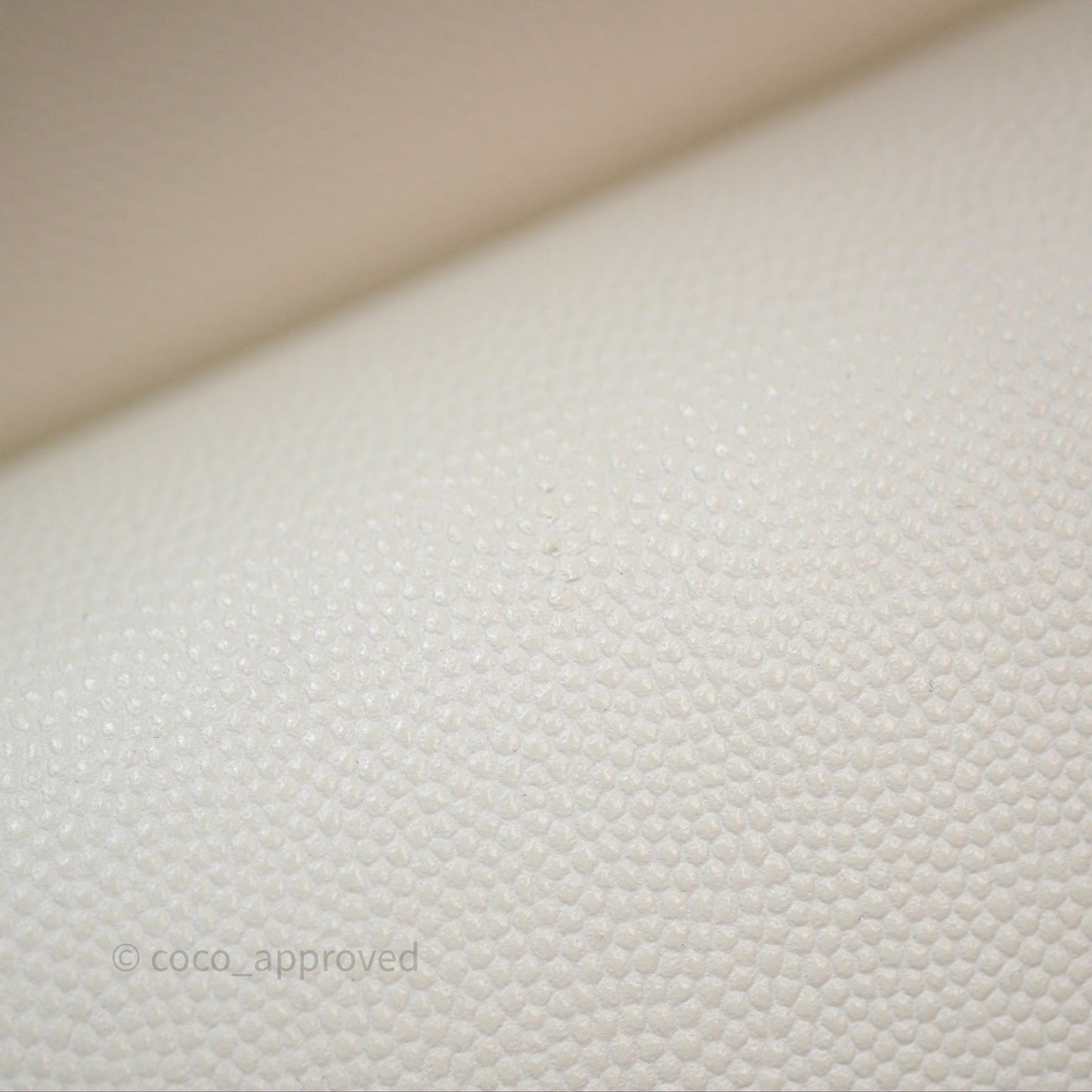 Chanel M/L Medium Classic Flap Quilted White Caviar Gold Hardware