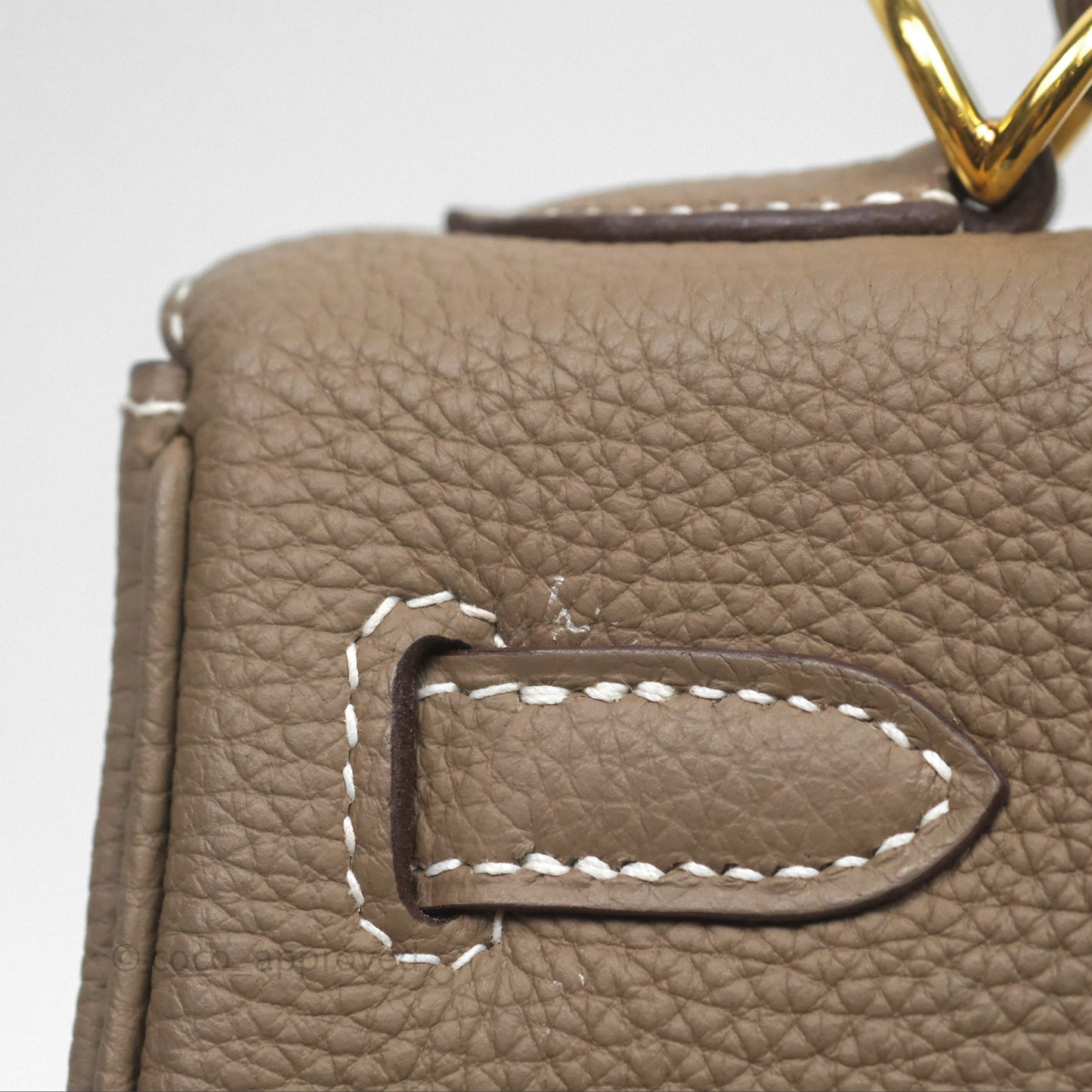 Hermès Retourne Kelly 25 Etoupe 18 Togo Gold Hardware