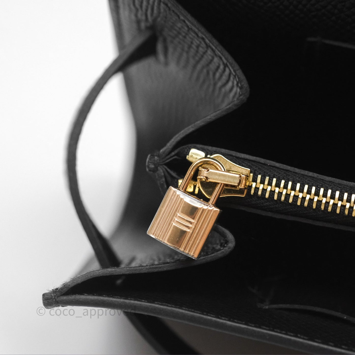 Hermès Kelly To Go Wallet Noir 89 Black Epsom Gold Hardware