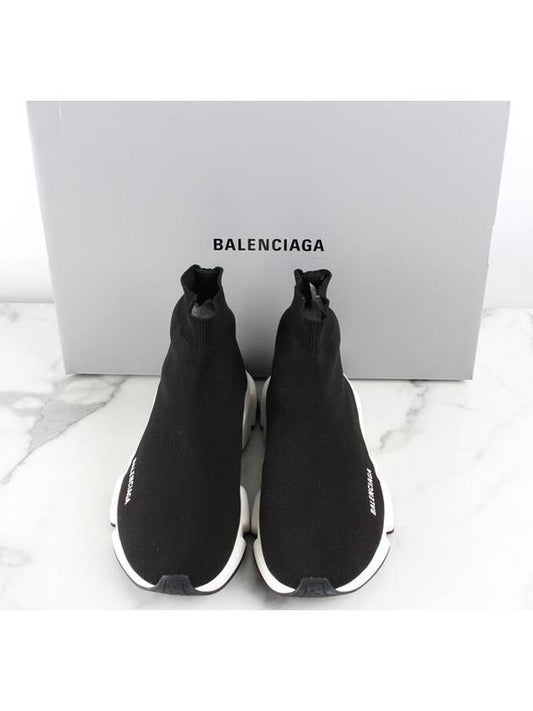 Luxury Balenciaga Speedrunner sneakers 40 250