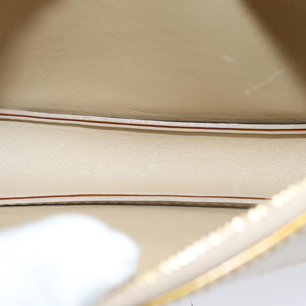 LOUIS VUITTON Monogram Vernis Lexington Pouch Beige M91010 LV 76031