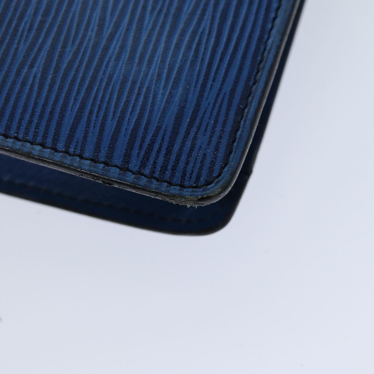 LOUIS VUITTON Epi Montaigne 23 Clutch Bag Blue M52665 LV 76032