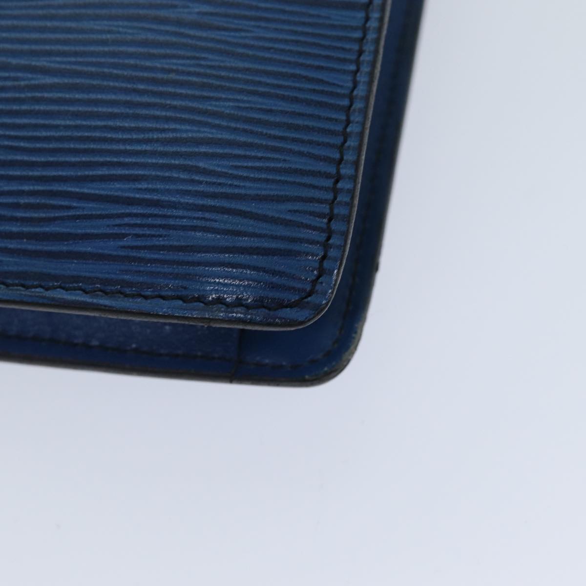 LOUIS VUITTON Epi Montaigne 23 Clutch Bag Blue M52665 LV 76032