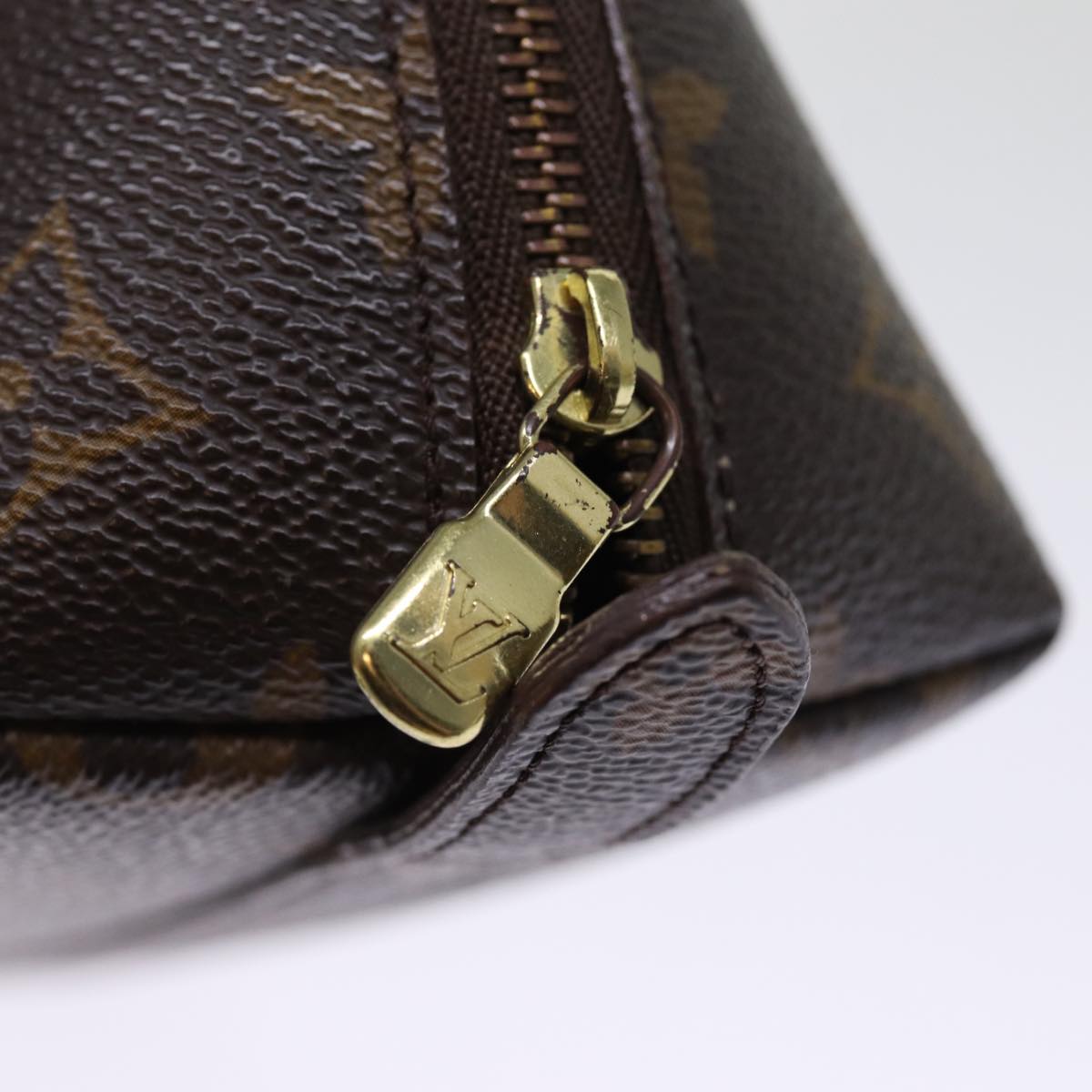 LOUIS VUITTON Monogram Trousse Demi Ronde Cosmetic Pouch M47520 LV 76034