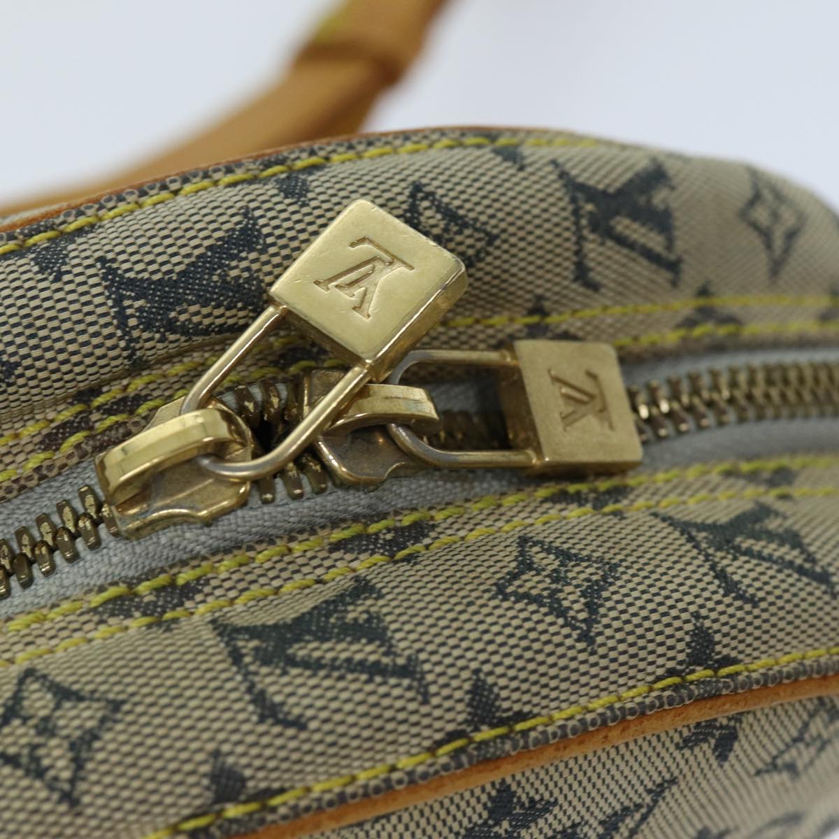 LOUIS VUITTON Monogram Mini Jeanne GM Shoulder Bag Blue M92000 LV 76043