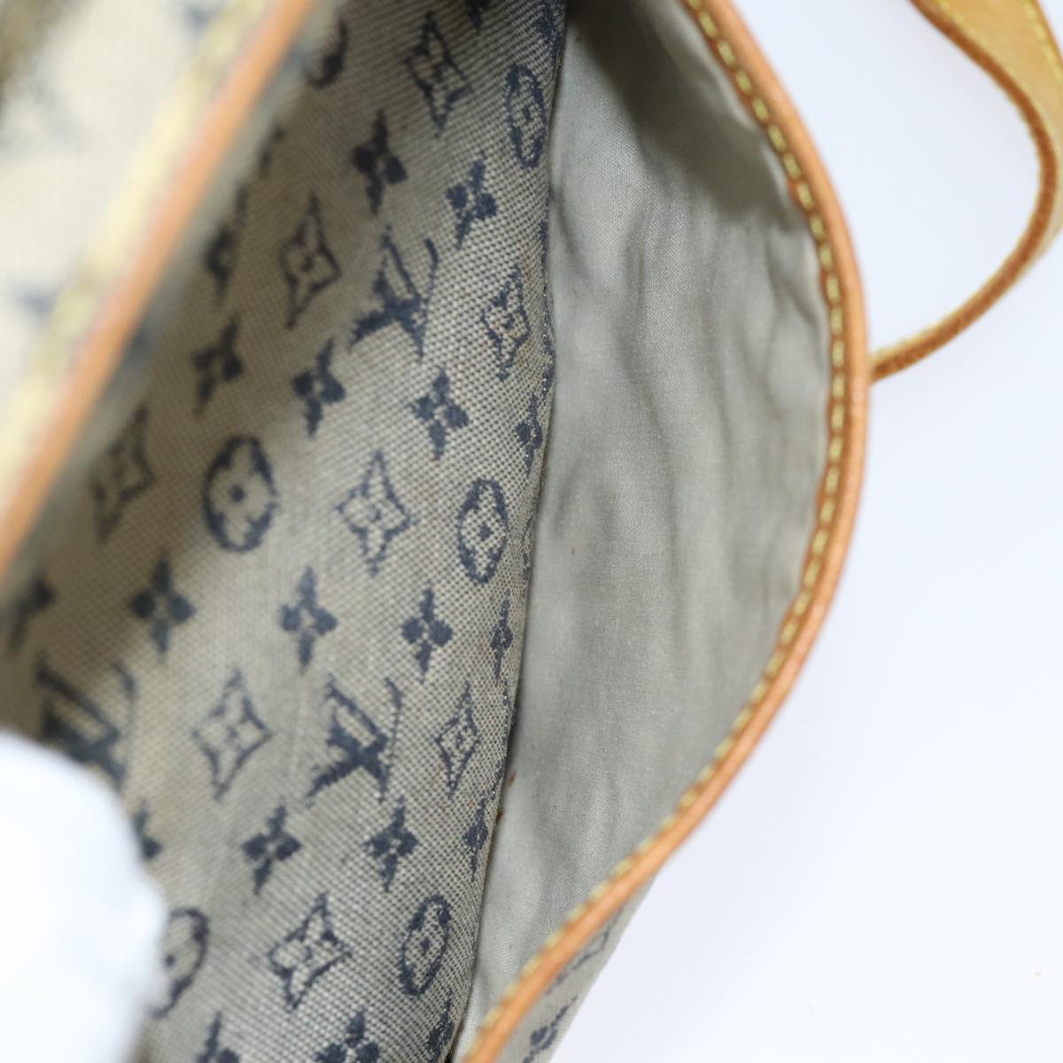 LOUIS VUITTON Monogram Mini Jeanne GM Shoulder Bag Blue M92000 LV 76043