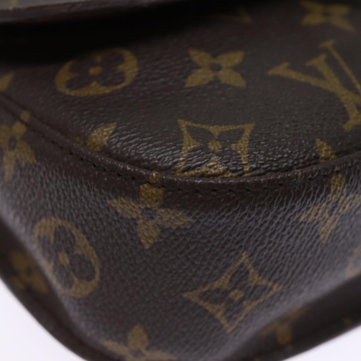 LOUIS VUITTON Monogram Saint Cloud MM Shoulder Bag M51243 LV 76046