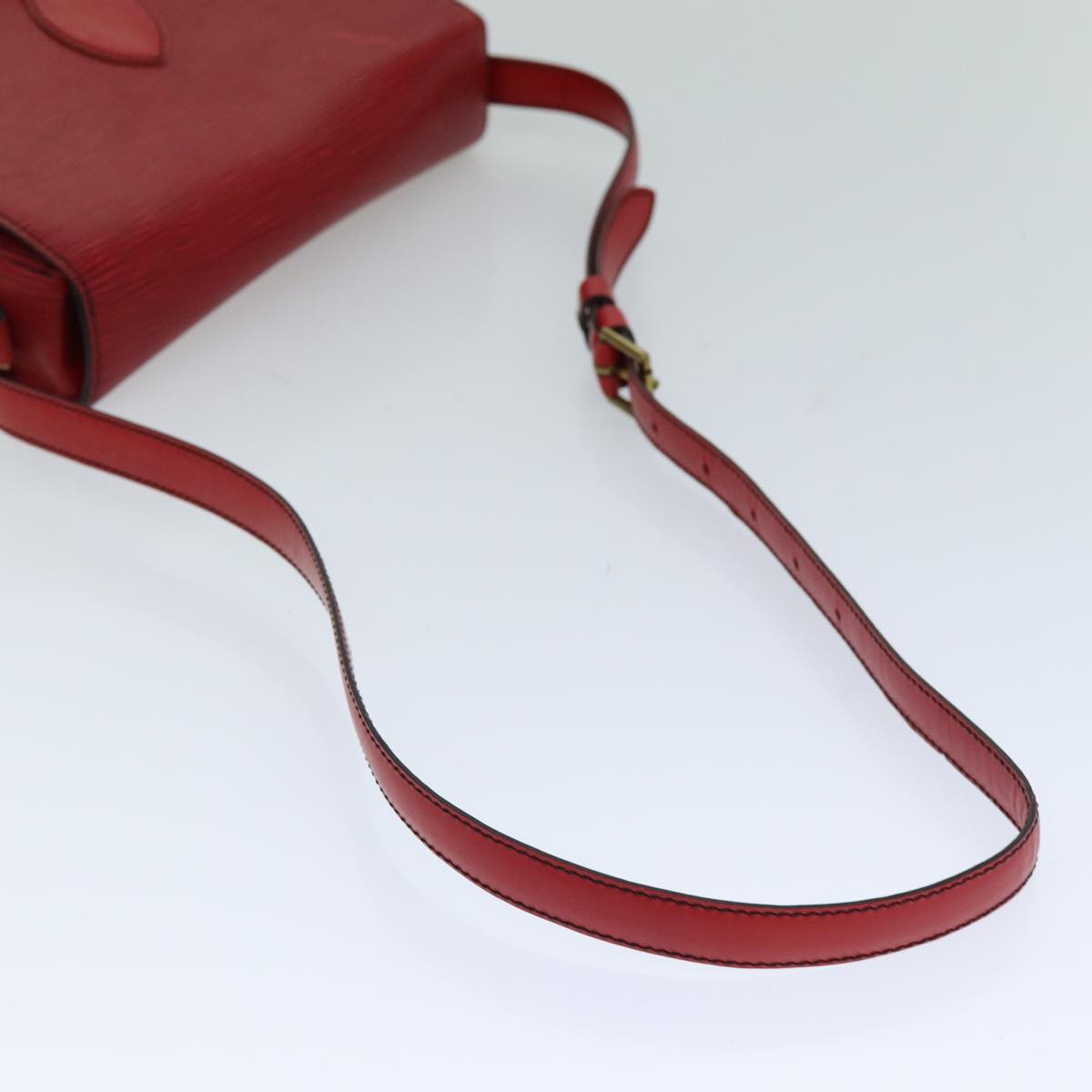 LOUIS VUITTON Epi Saint Cloud GM Shoulder Bag Red M52197 LV 76052