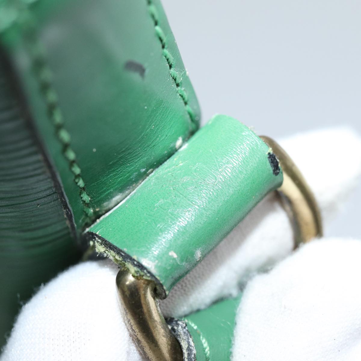 LOUIS VUITTON Epi Noe Shoulder Bag Green M44004 LV 76069
