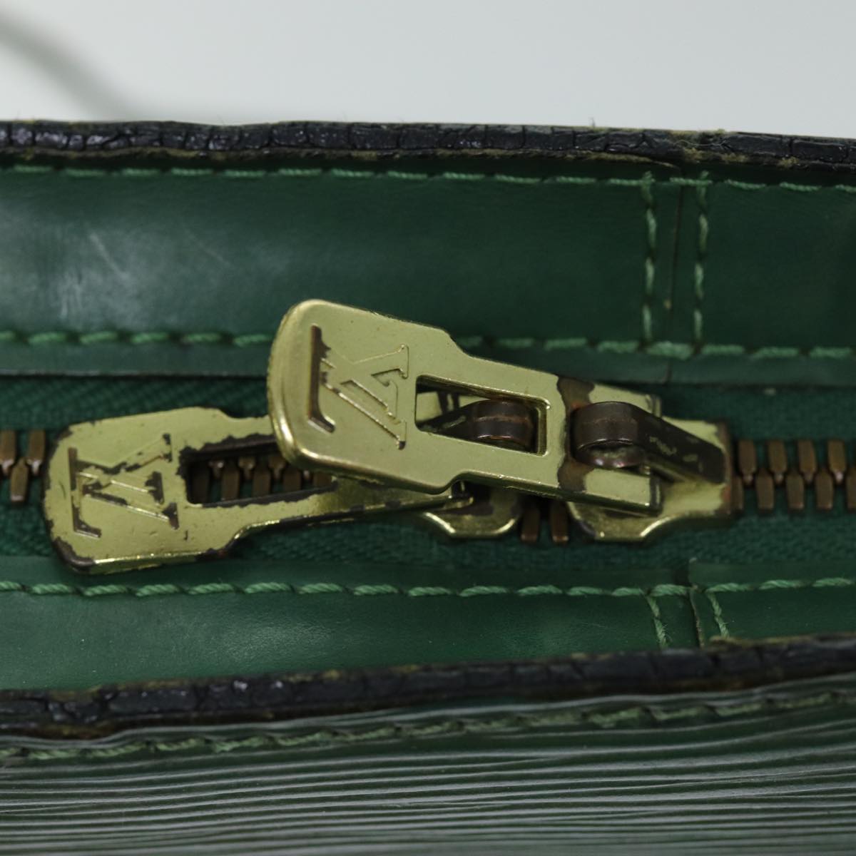 LOUIS VUITTON Epi Lussac Shoulder Bag Green M52284 LV 76073
