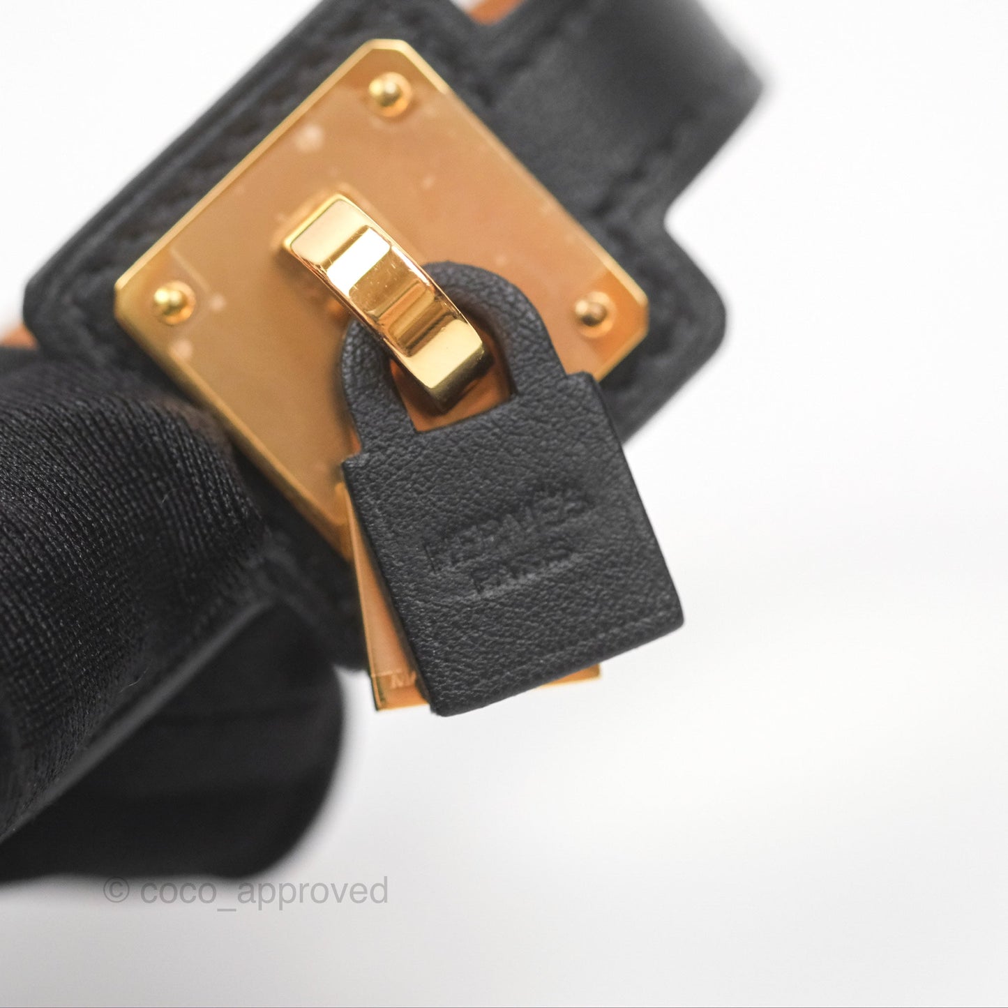 Hermès O'Kelly Bracelet Noir 89 Swift Gold Hardware