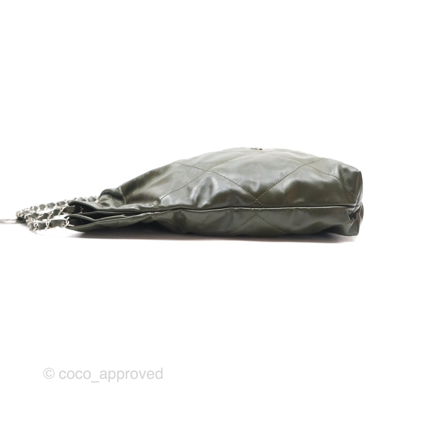 Chanel 22 Medium Green Shiny Calfskin Ruthenium Hardware