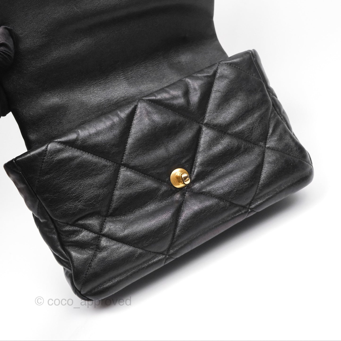 Chanel 19 Medium Black Goatskin Mixed Hardware