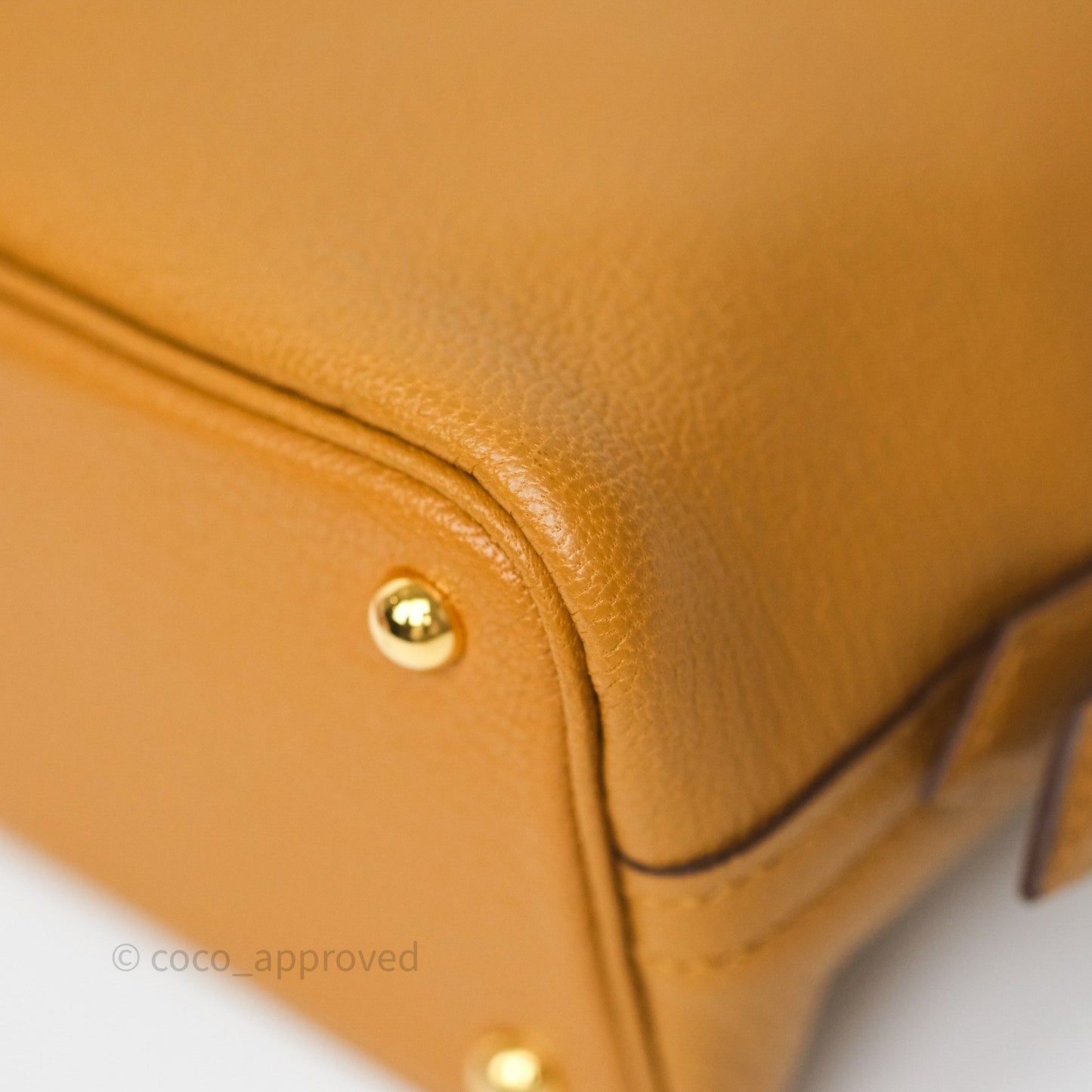Hermès Bolide Mini 1923 Caramel 28 Chevre Mysore Strap Ficelle/Black Gold Hardware