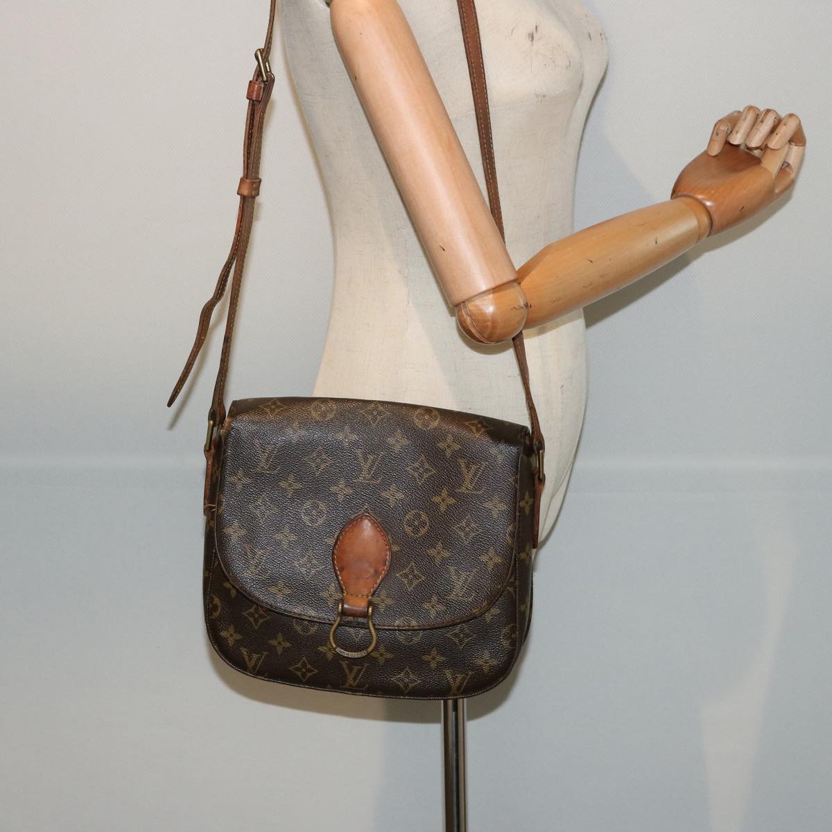 LOUIS VUITTON Monogram Saint Cloud GM Shoulder Bag M51242 LV 76235