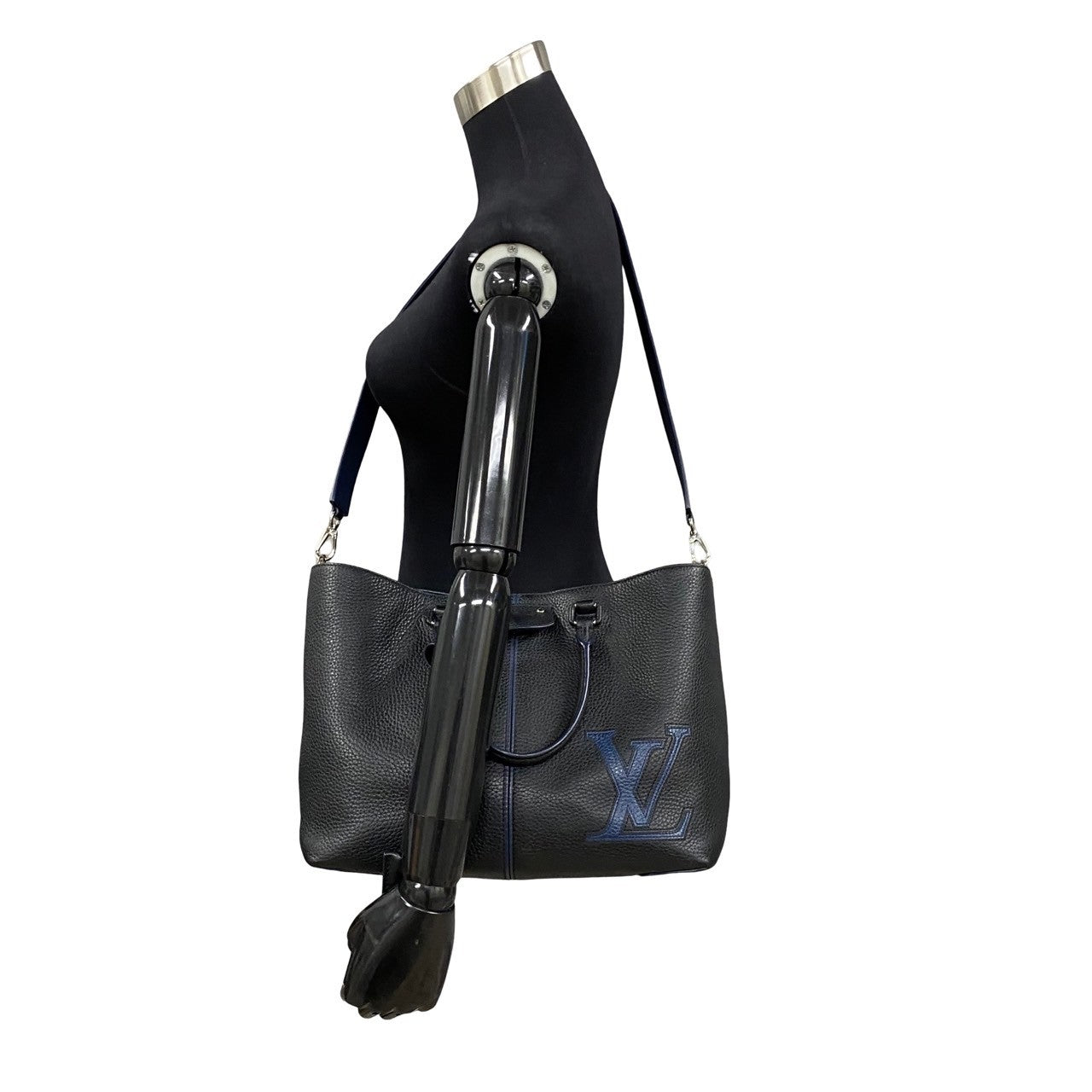 LOUIS VUITTON Shoulder Bag leather black Pernel