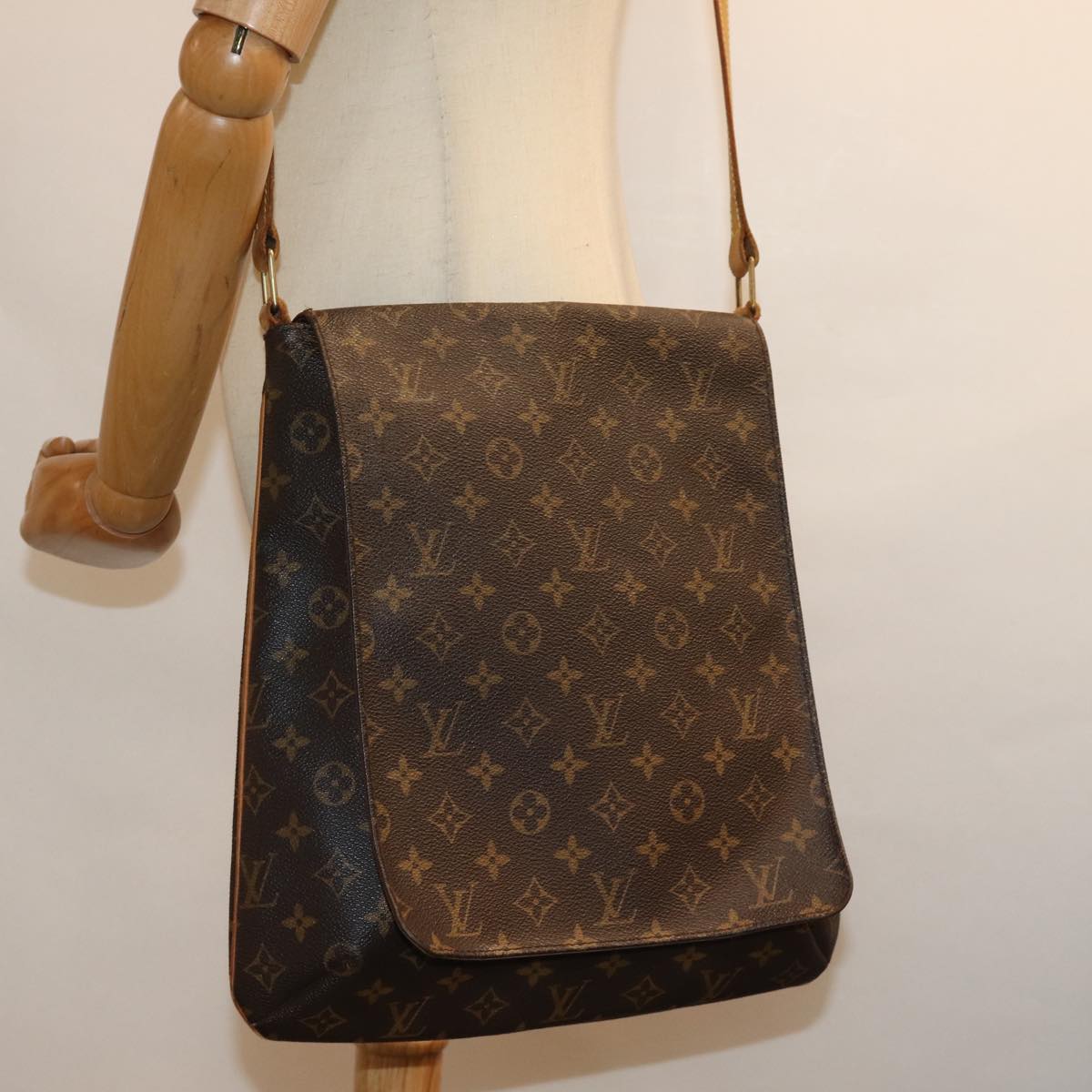 LOUIS VUITTON Monogram Musette Shoulder Bag M51256 LV 76515